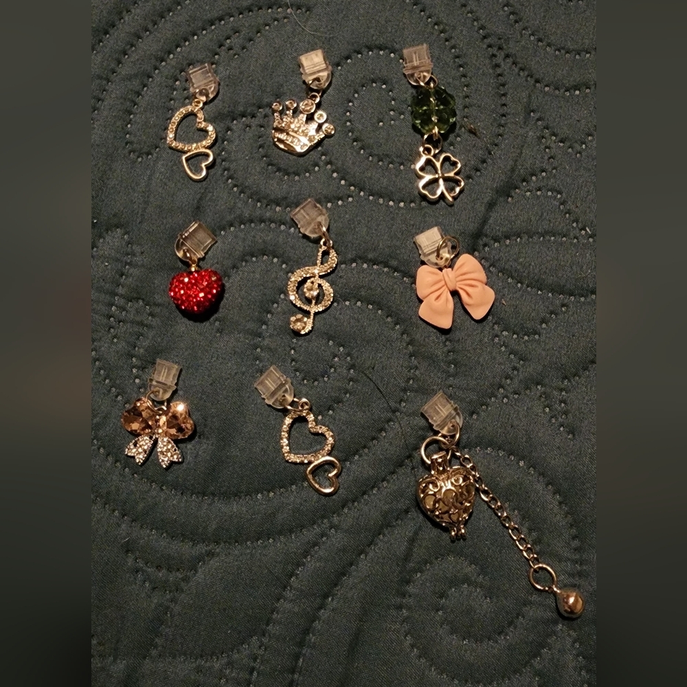 Cell Phone Dust Charms And Ring Stand Hello Kitty And Cell Bracelet Holder